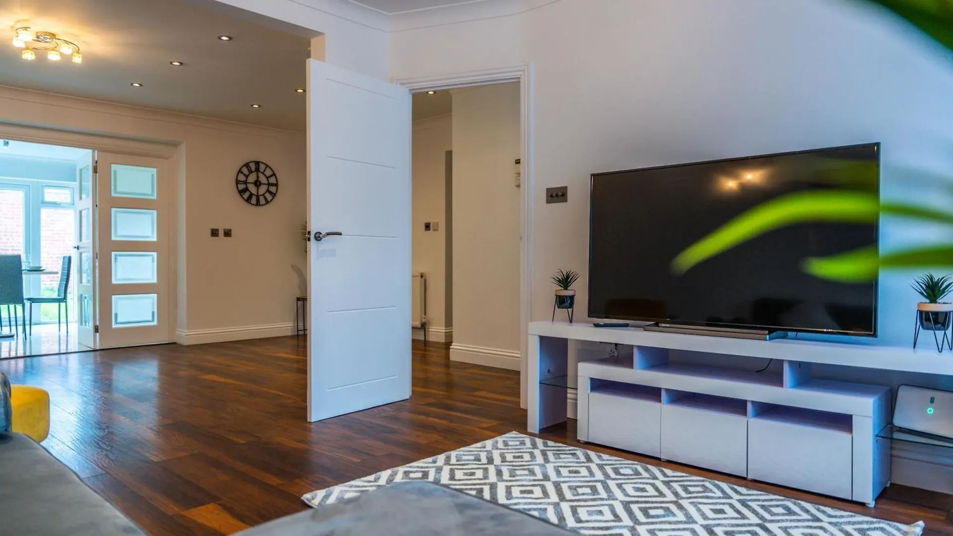 Modern Spacious 4 Bed Hayes Home With Free Parking United Kingdom